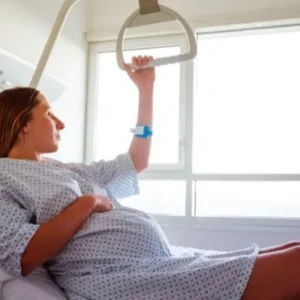 Đặc Điểm Nổi Bật Của Giường Bệnh Nhân 3 Tay Quay Nâng Hạ Tajermy TJM-G03