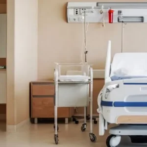 Đặc Điểm Nổi Bật Của Giường Bệnh Nhân 3 Tay Quay Nikita DCN03