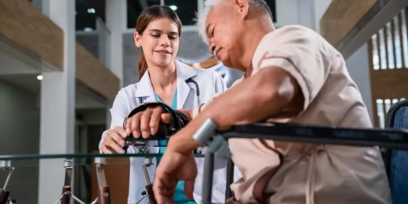 benh-tai-bien-co-chua-duoc-khong