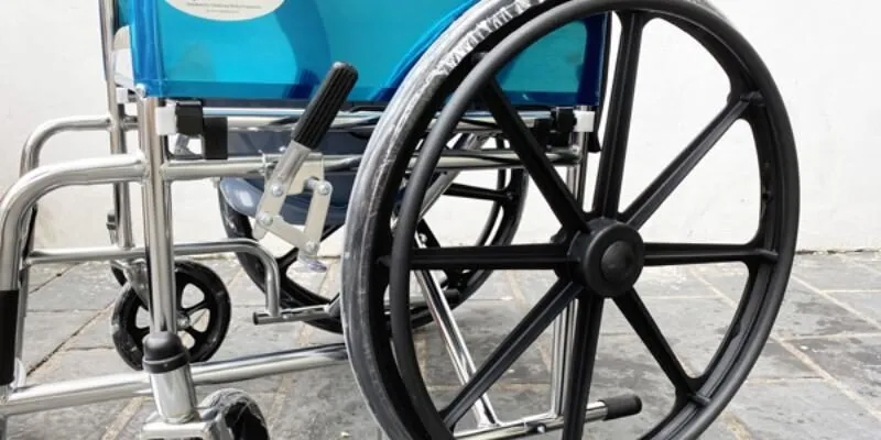 xe-lan-tay-co-bo-ve-sinh-lucass-x-6b